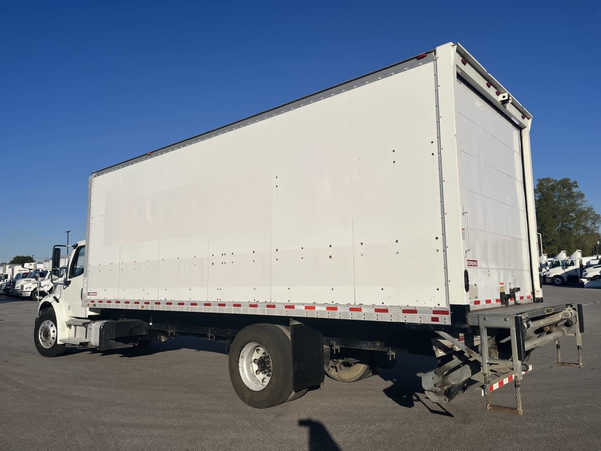 2020 Freightliner/Mercedes M2 106 230225