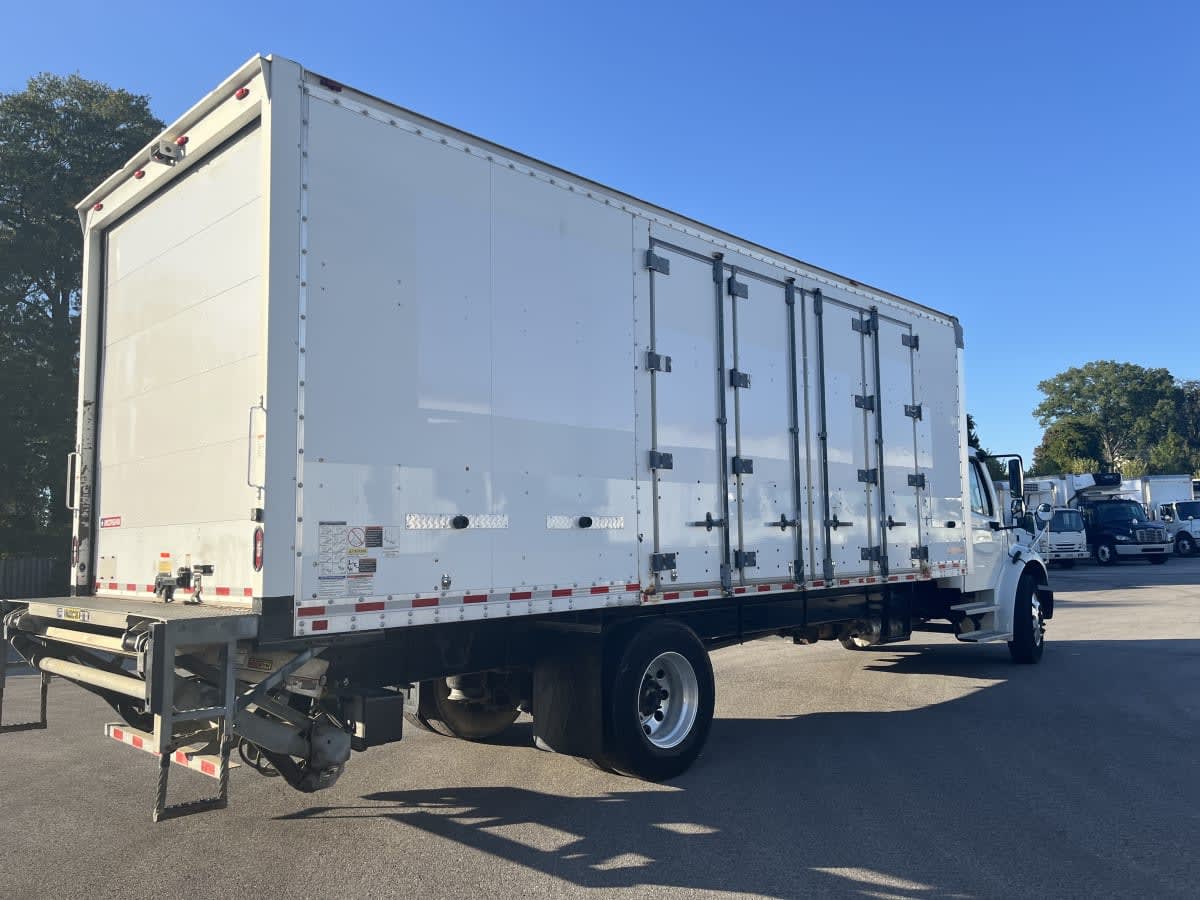 2020 Freightliner/Mercedes M2 106 230225