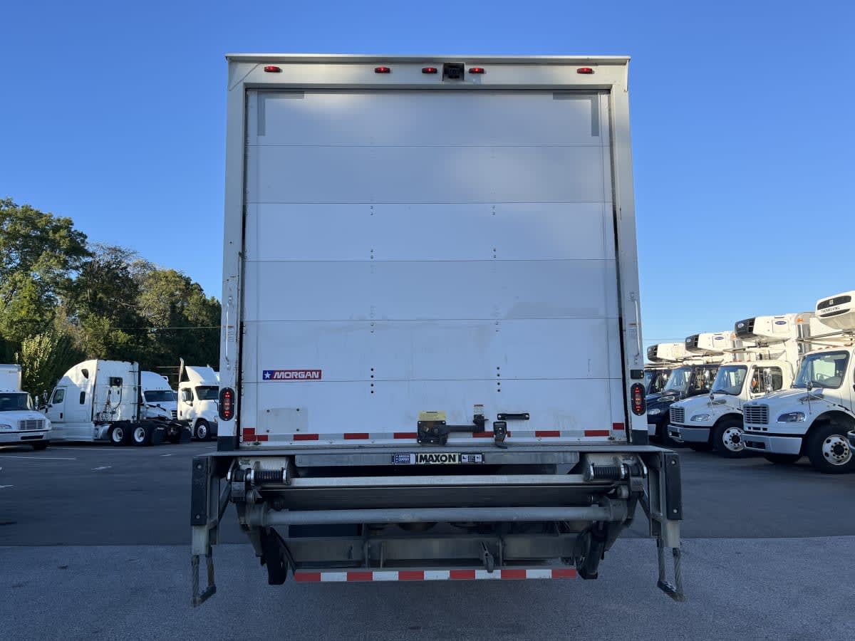 2020 Freightliner/Mercedes M2 106 230226