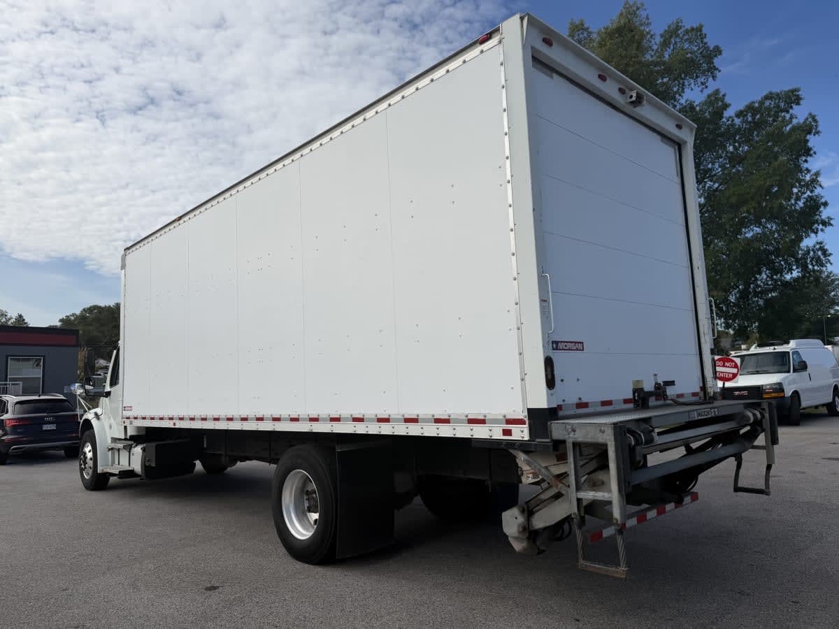 2020 Freightliner M2 106 in Beltsville, MD — photo 6