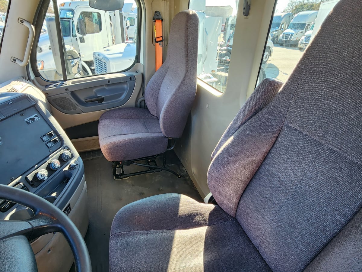 2020 Freightliner/Mercedes CASCADIA 125 230313