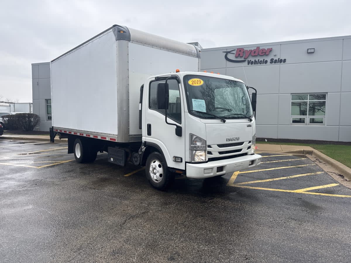 2019 Isuzu NPR HD 230510