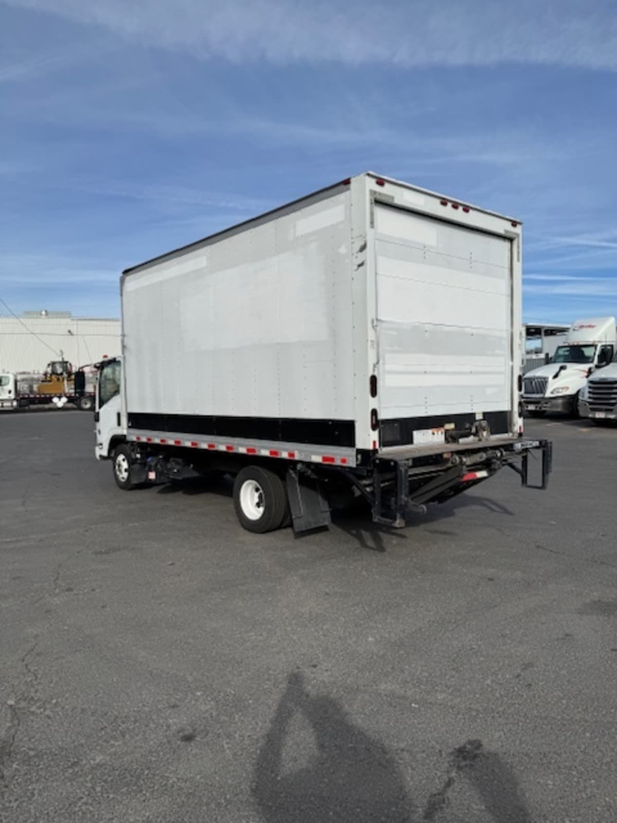 2019 Isuzu NPR HD 230513