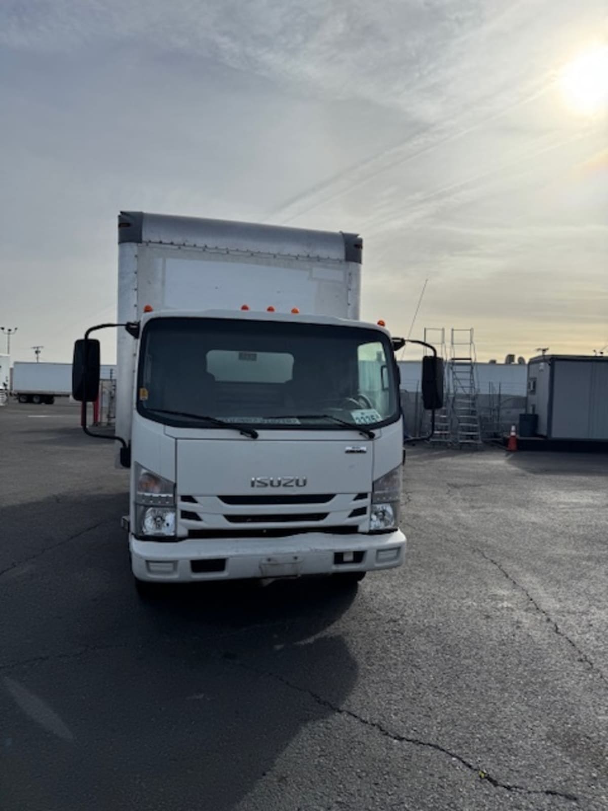 2019 Isuzu NPR HD 230513