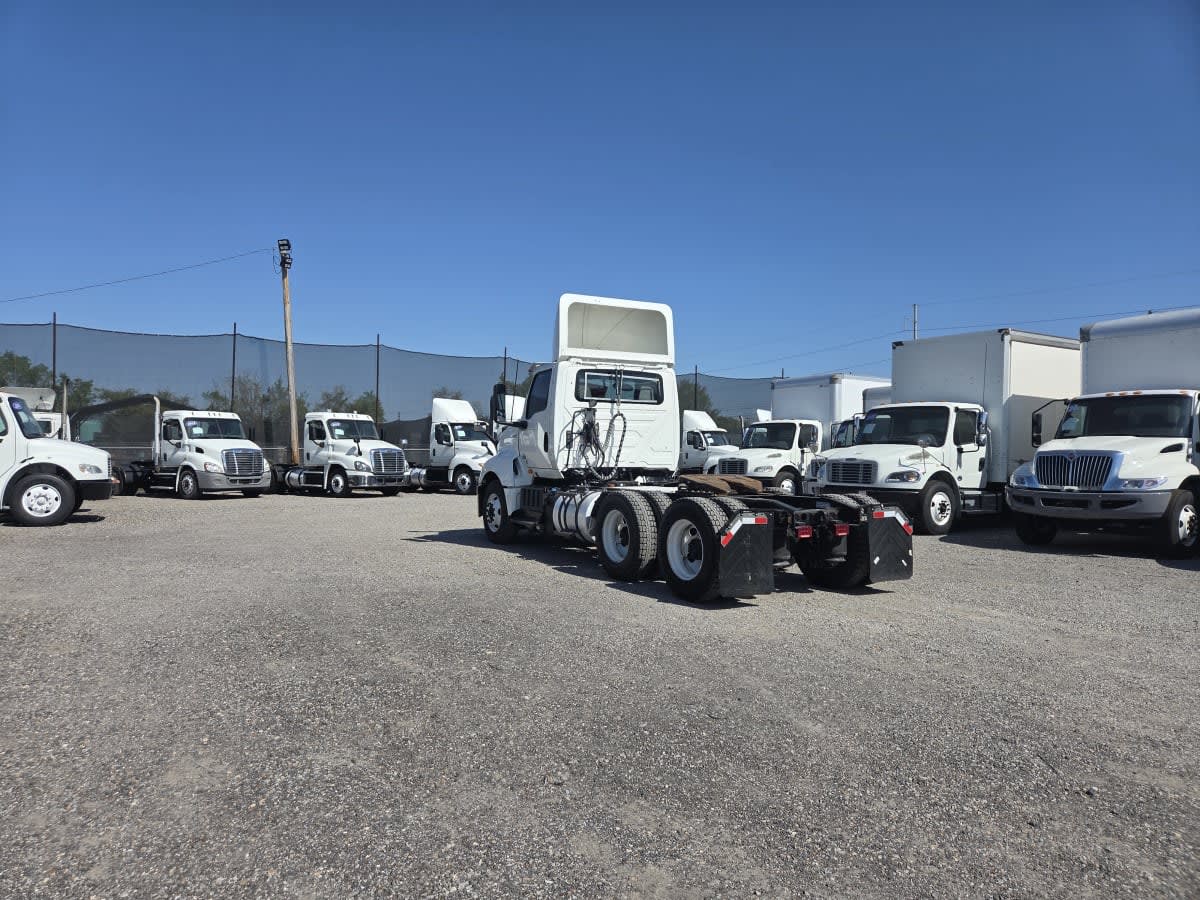 2020 International - image 6