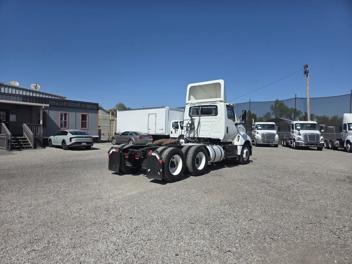 2020 International - image 4