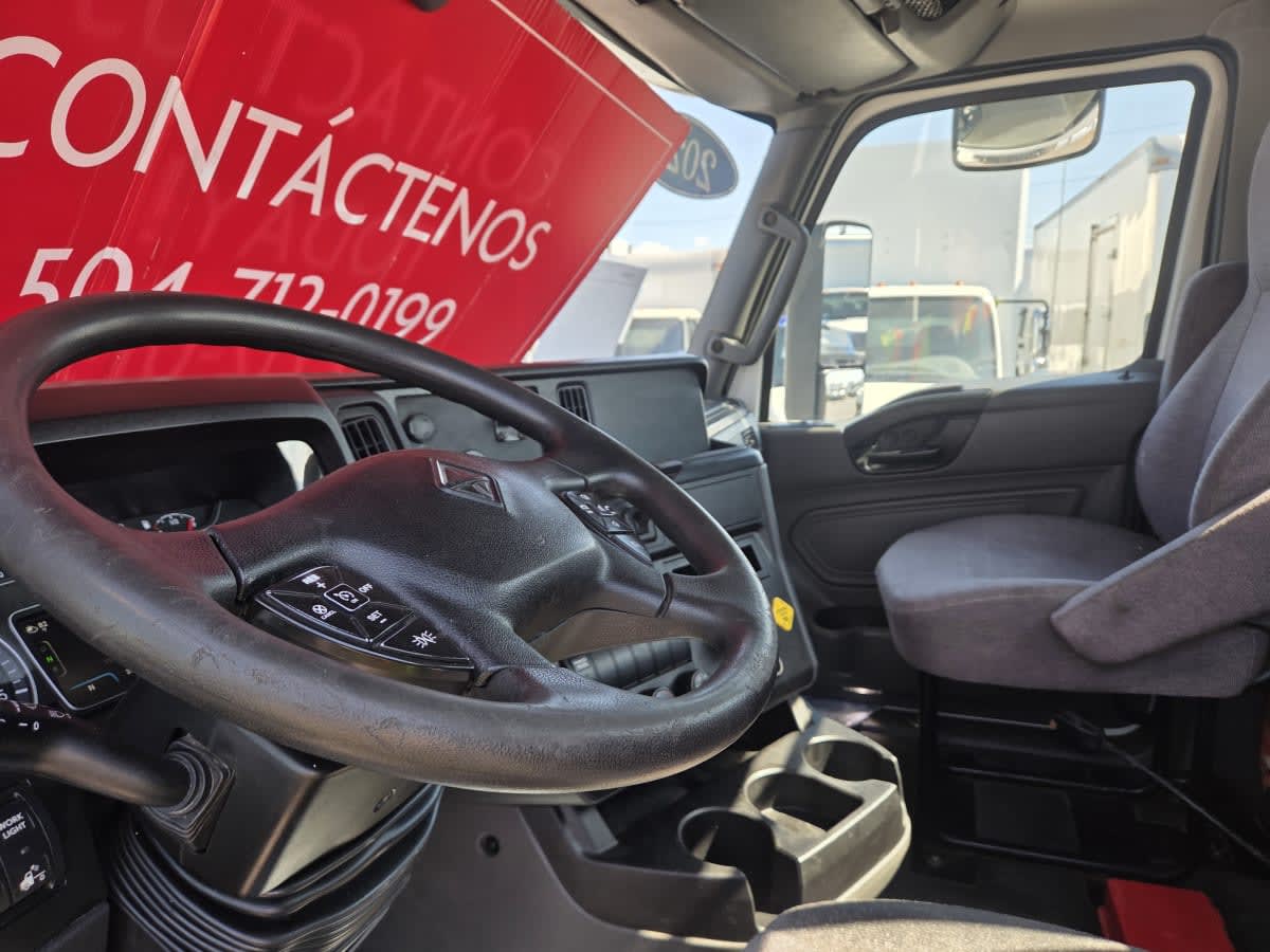 2020 International - image 7