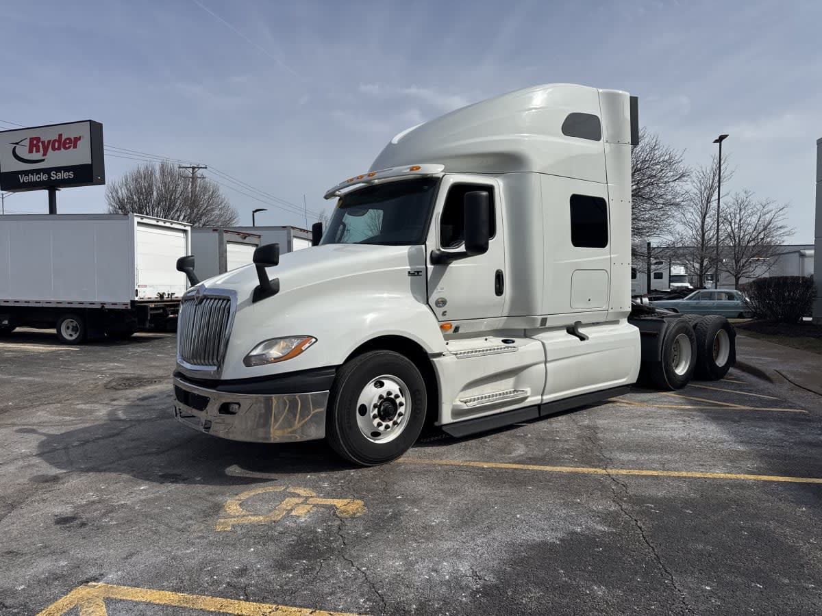 2020 Navistar International LT625 SLPR CAB 230773