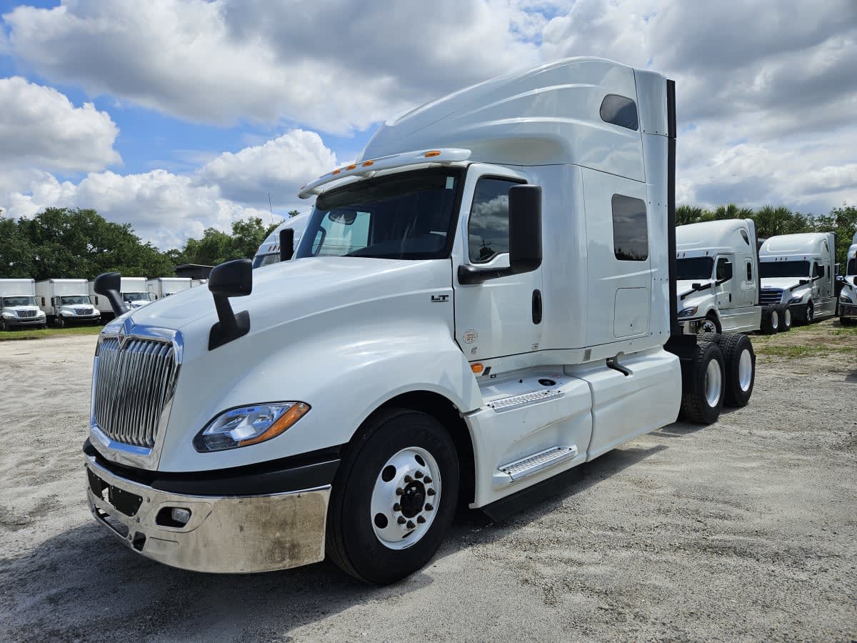 2019 International LT in Orlando, FL