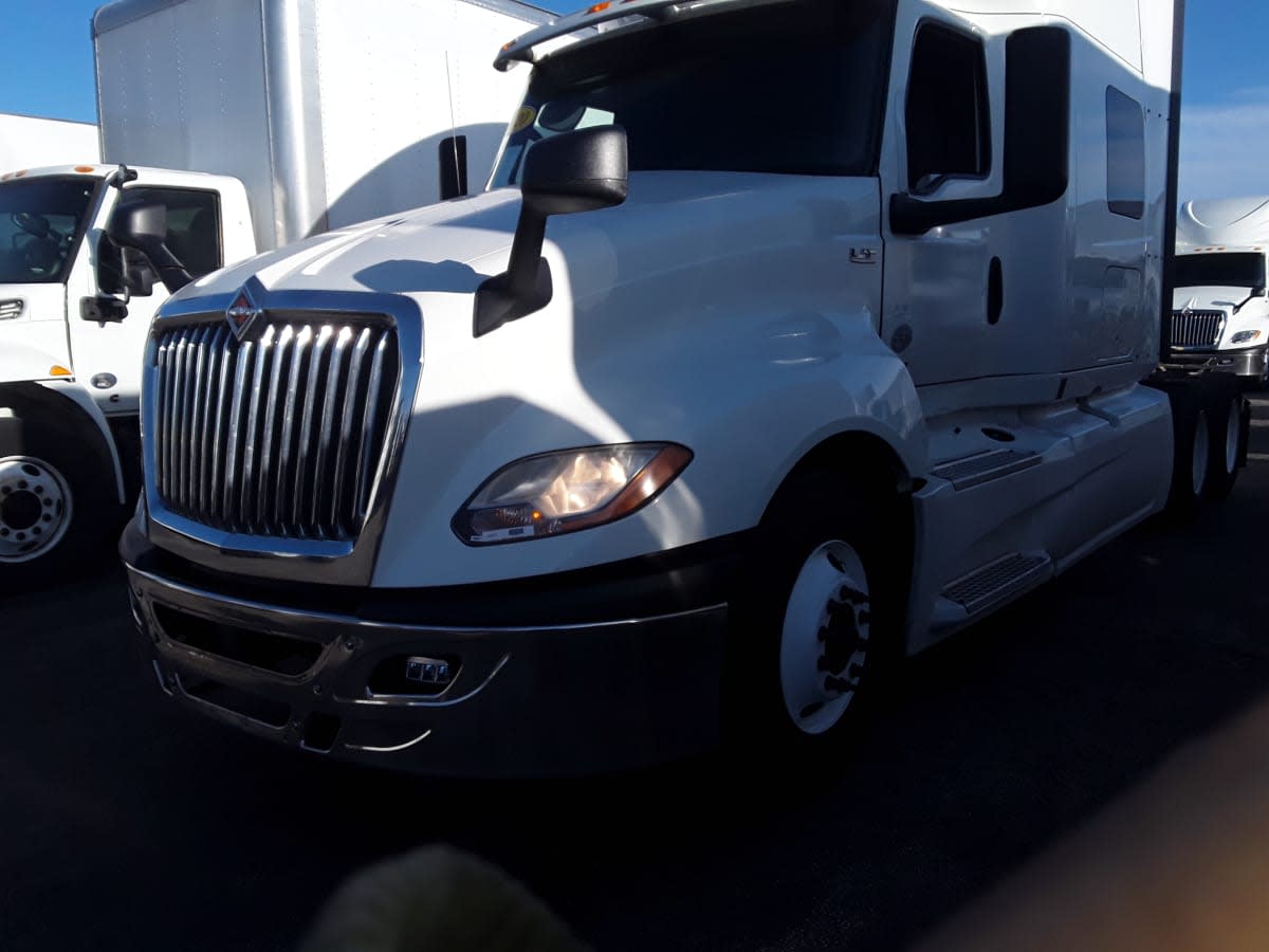 2020 Navistar International LT625 SLPR CAB 230817