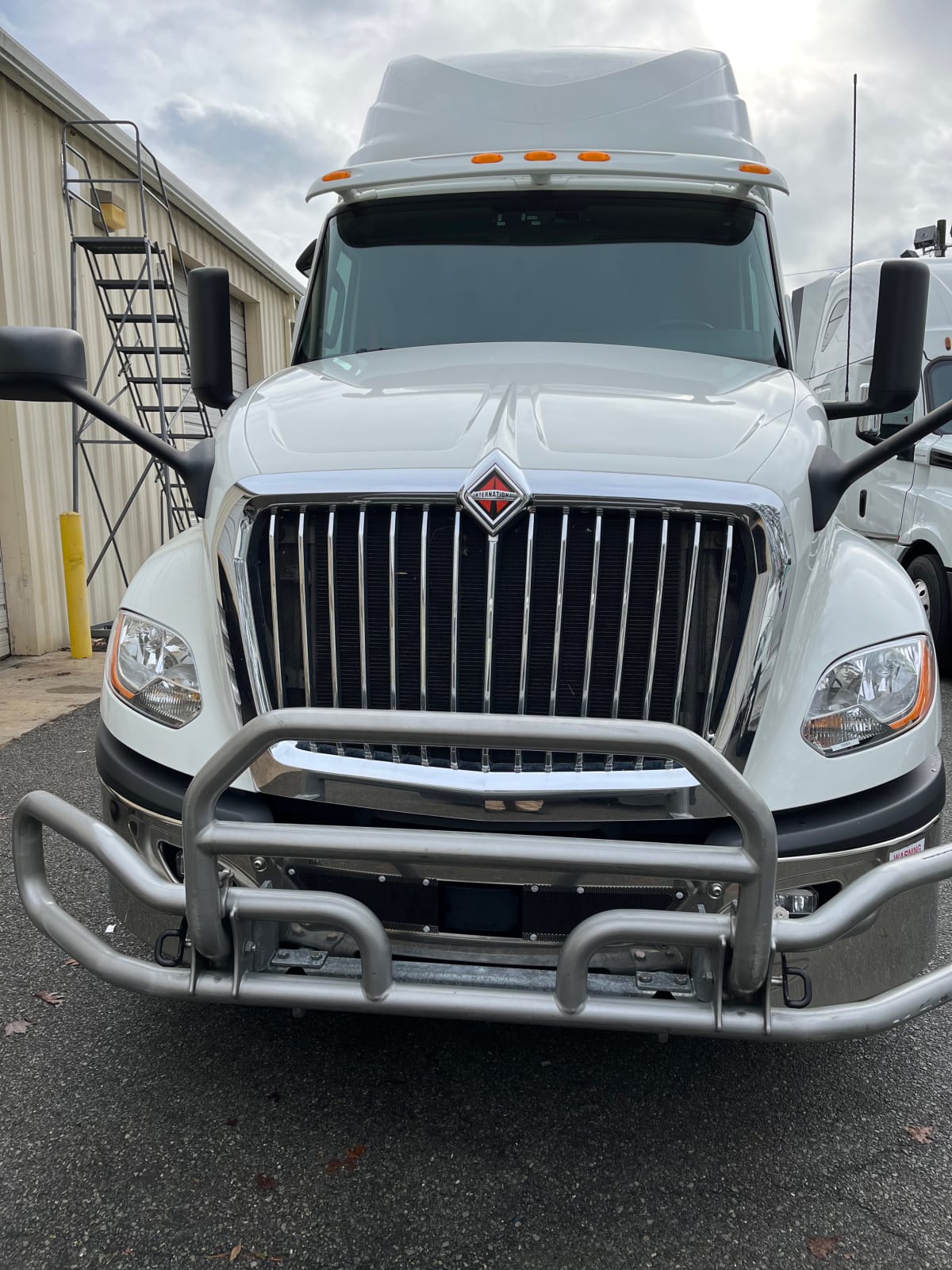 2020 Navistar International LT625 SLPR CAB 230904