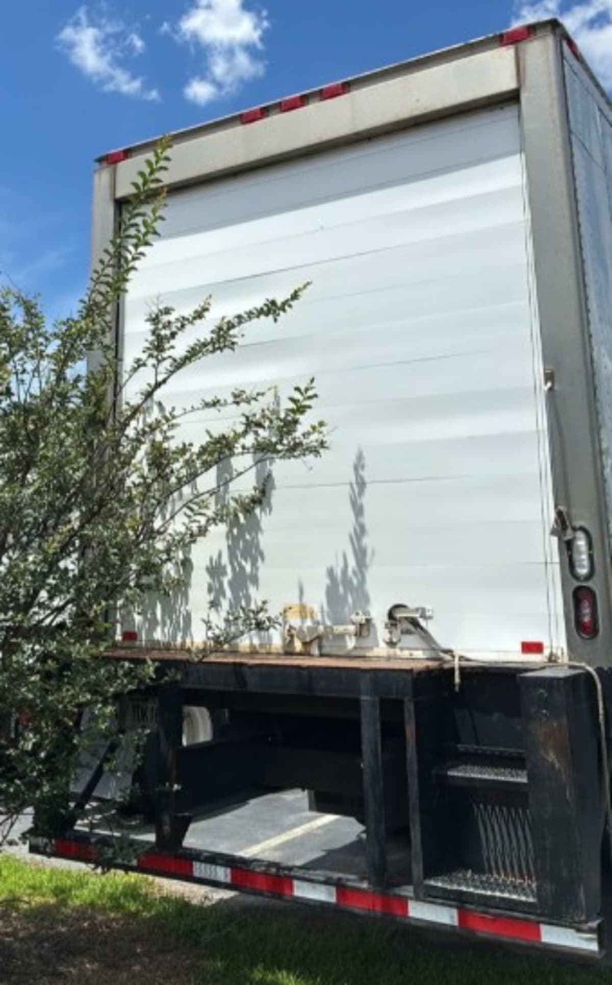 2020 Freightliner M2 106 in Jacksonville, FL — photo 4