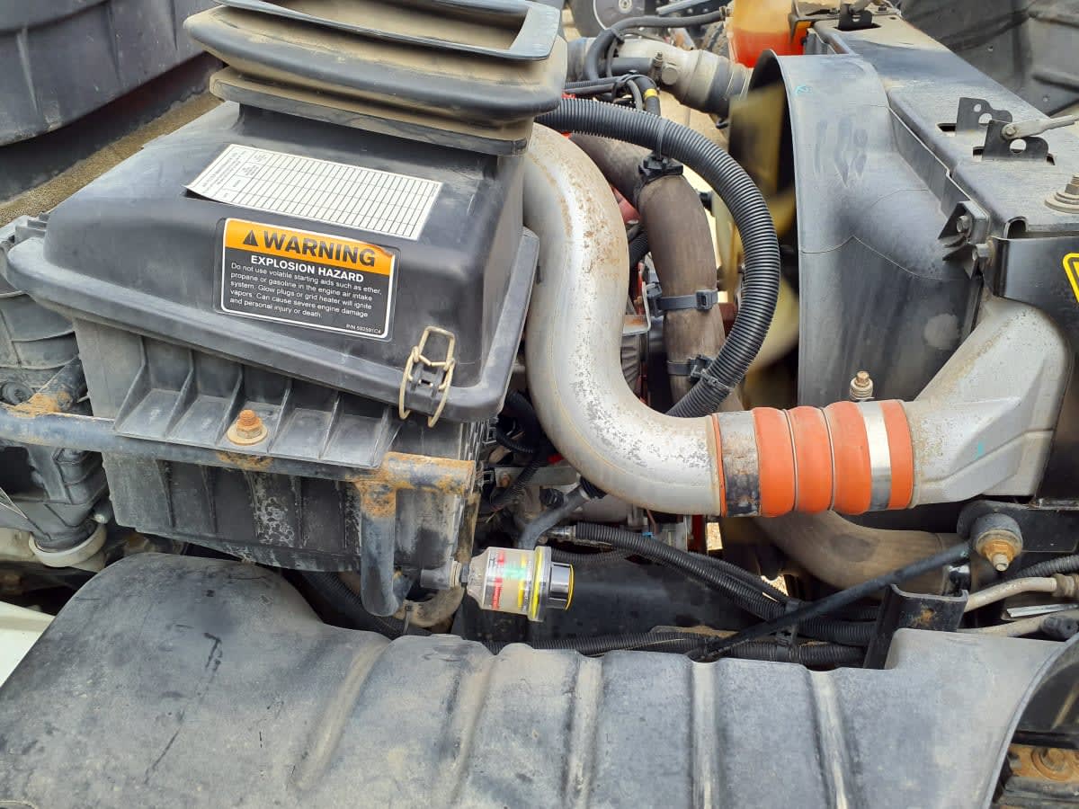 2019 International - image 14