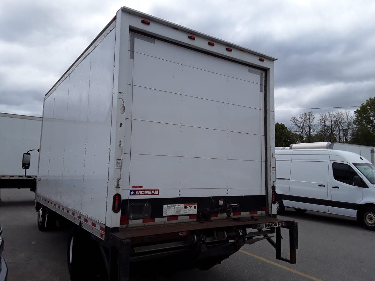 2019 Isuzu NPR HD 231449