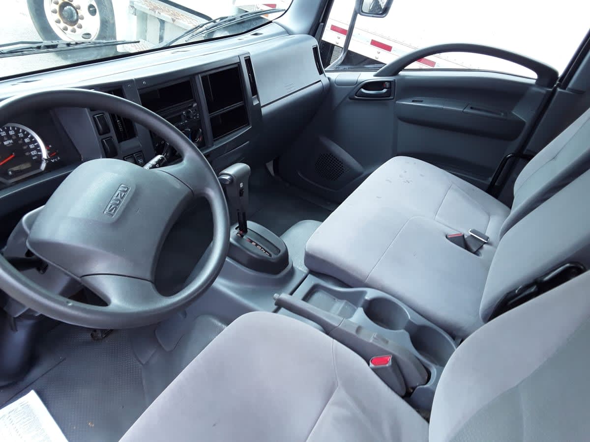 2019 Isuzu NPR HD 231449