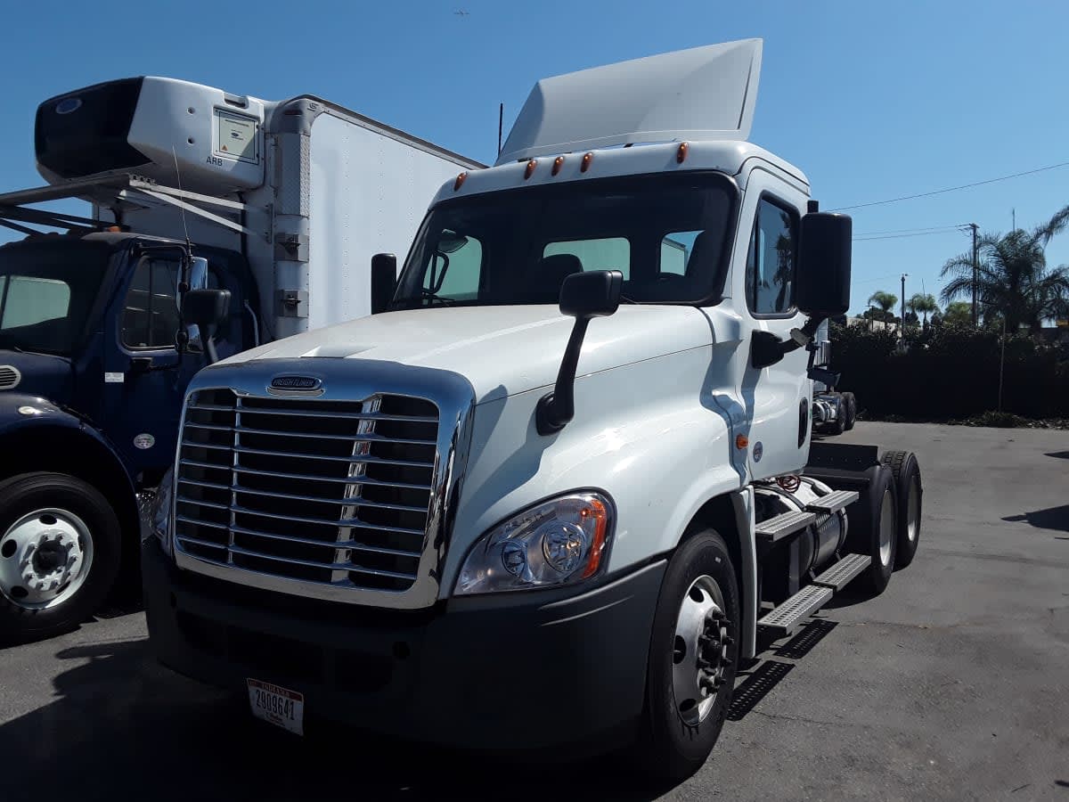 2020 Freightliner CASCADIA 125 231517