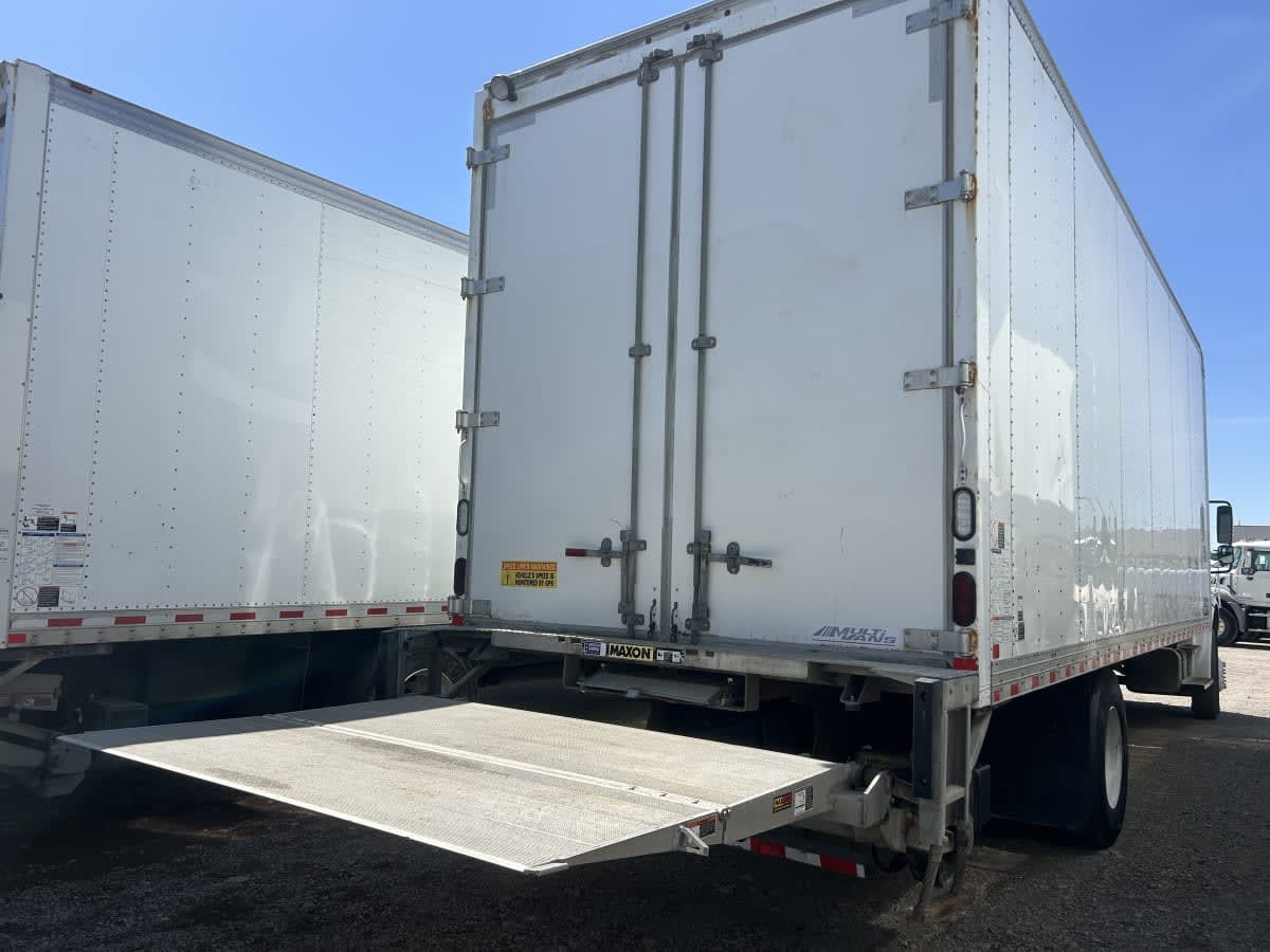 2020 Freightliner/Mercedes M2 106 231586