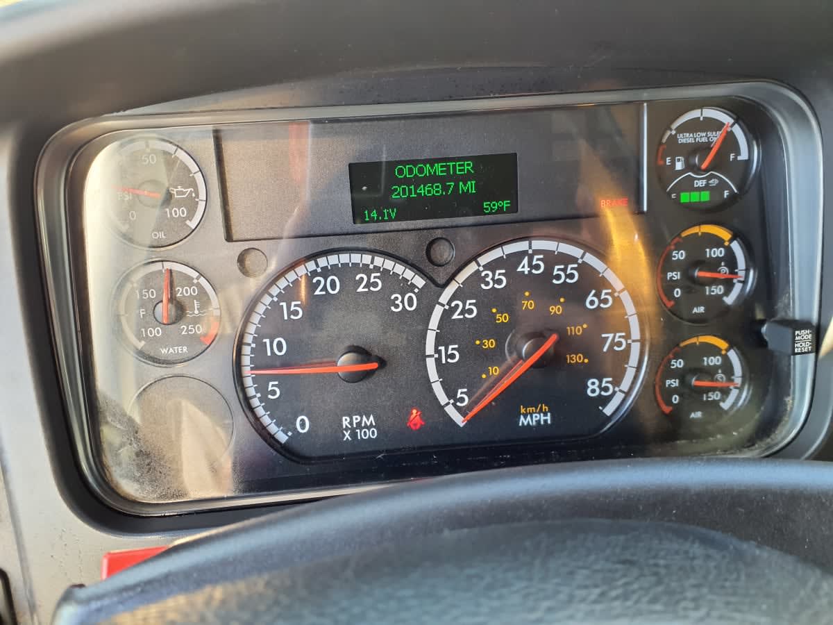 2021 Freightliner/Mercedes M2 106 231927