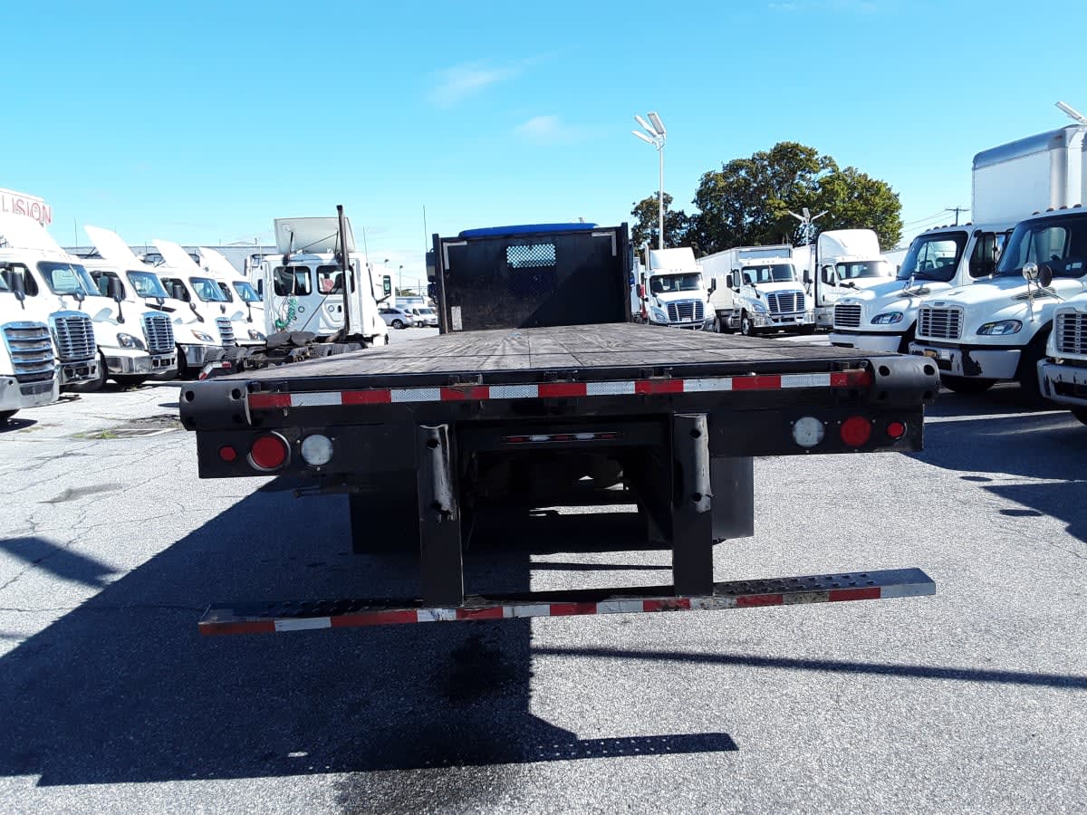 2020 Freightliner/Mercedes M2 106 232079