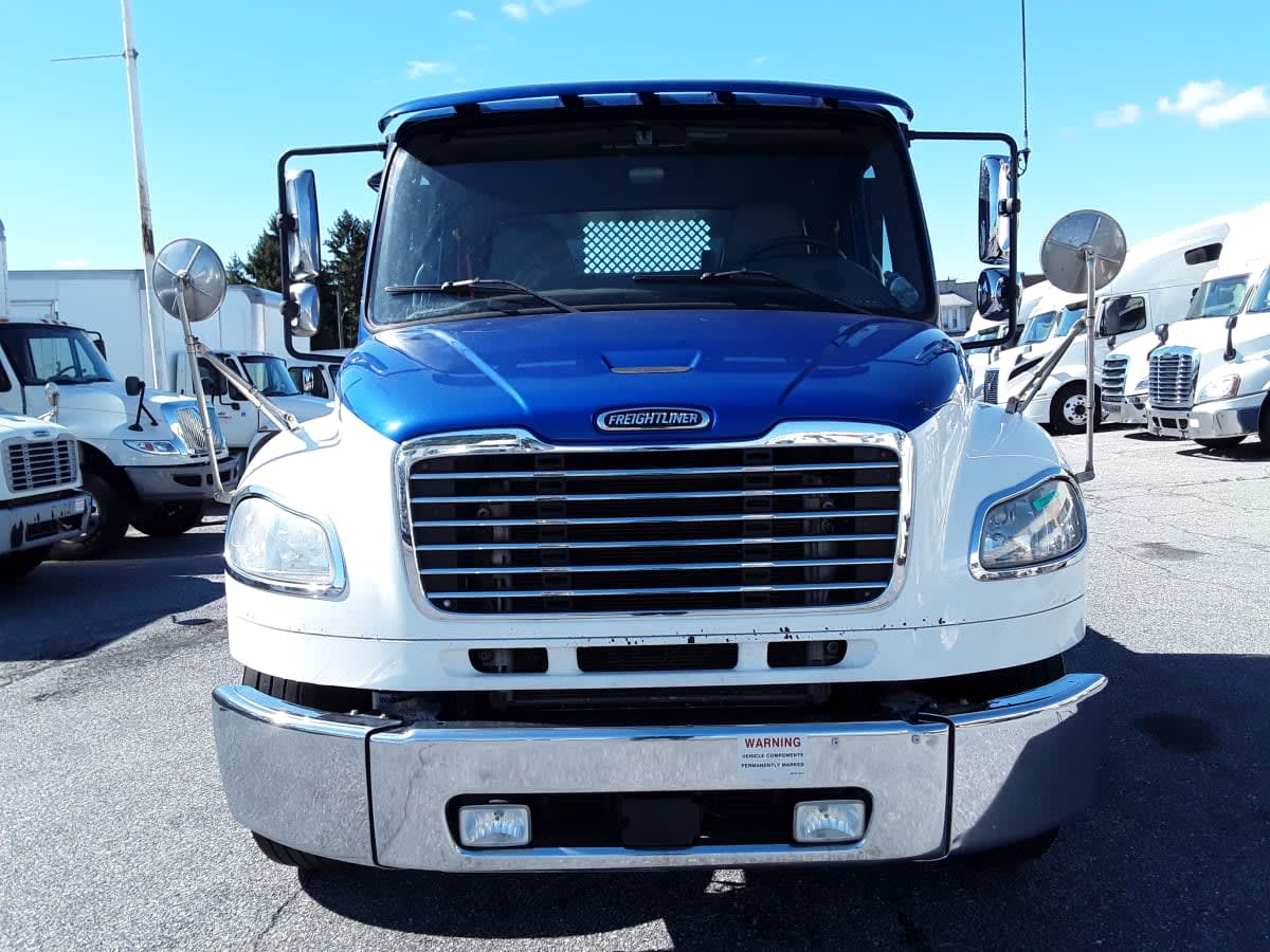 2020 Freightliner/Mercedes M2 106 232079