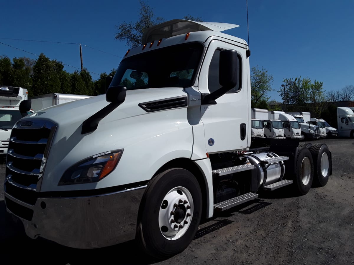 2020 Freightliner/Mercedes NEW CASCADIA PX12664 232128