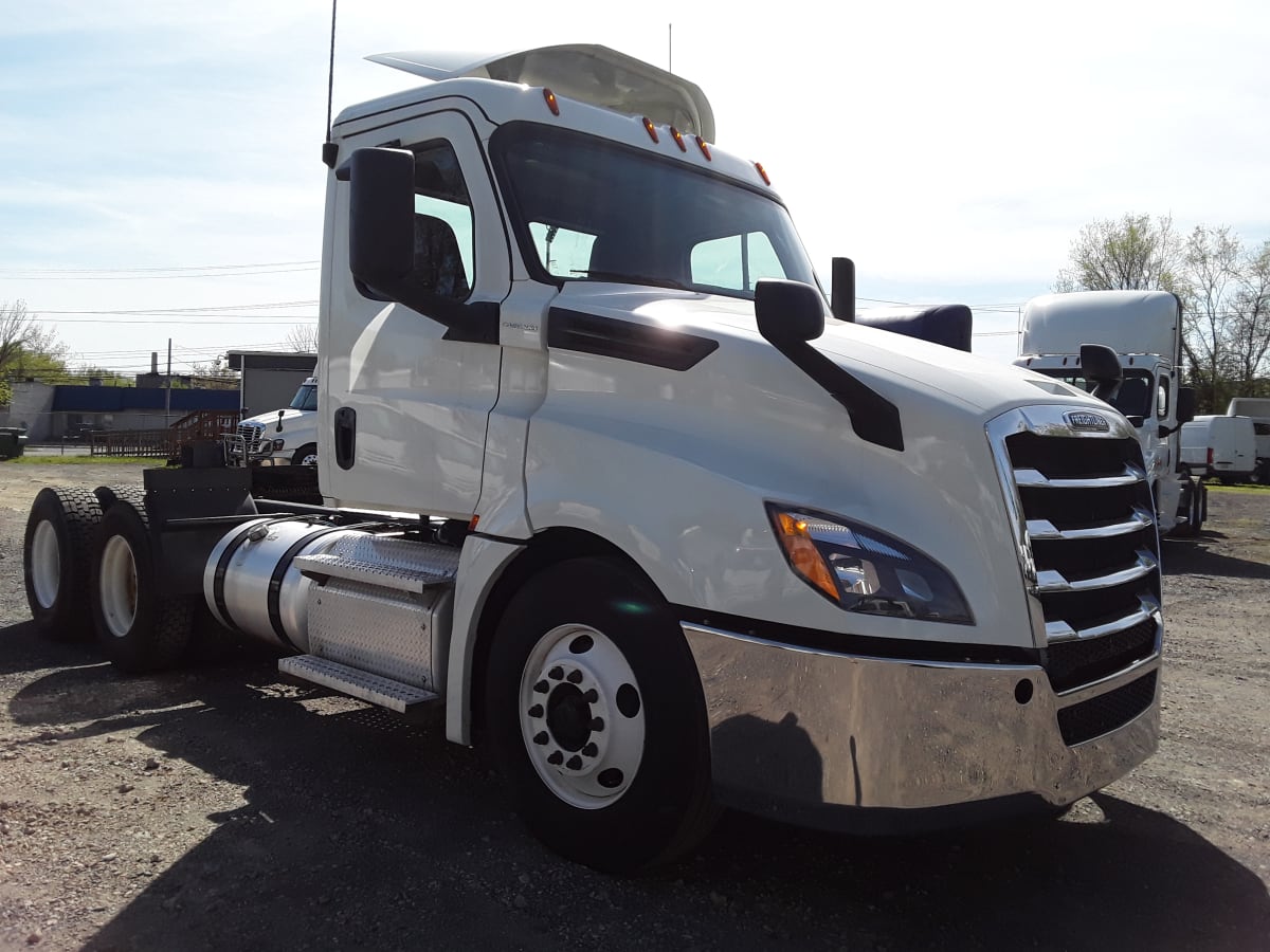 2020 Freightliner/Mercedes NEW CASCADIA PX12664 232128