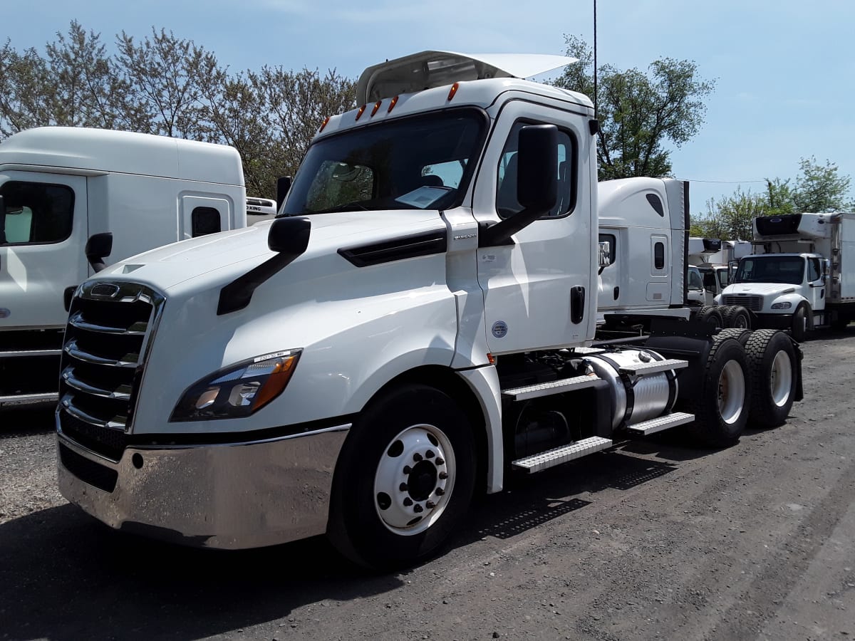 2020 Freightliner/Mercedes NEW CASCADIA PX12664 232130