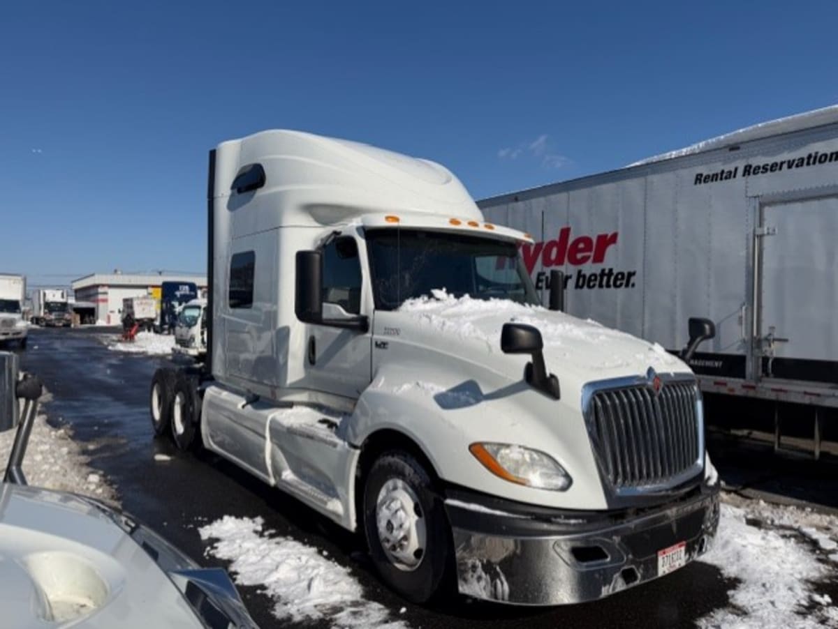 2020 International - image 3