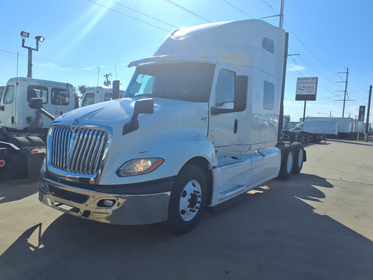 2020 Navistar International LT625 SLPR CAB 232409