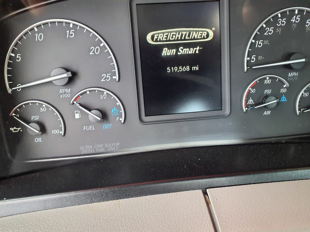 2020 Freightliner NEW CASCADIA 116 232475