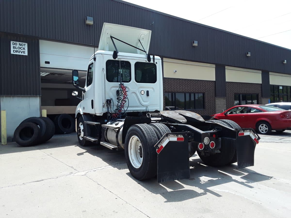 2020 Freightliner/Mercedes NEW CASCADIA 116 232476