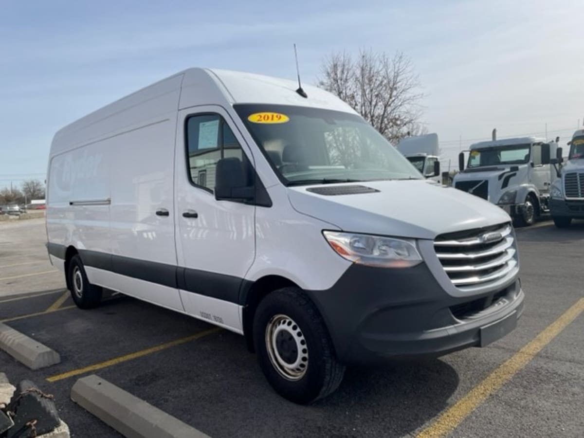 2019 MERCEDES-BENZ 2500 VEH-232505 for Sale | Ryder Used Trucks