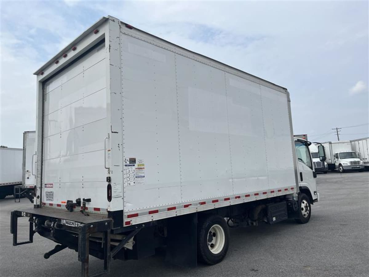 2019 Isuzu NPR HD 232557