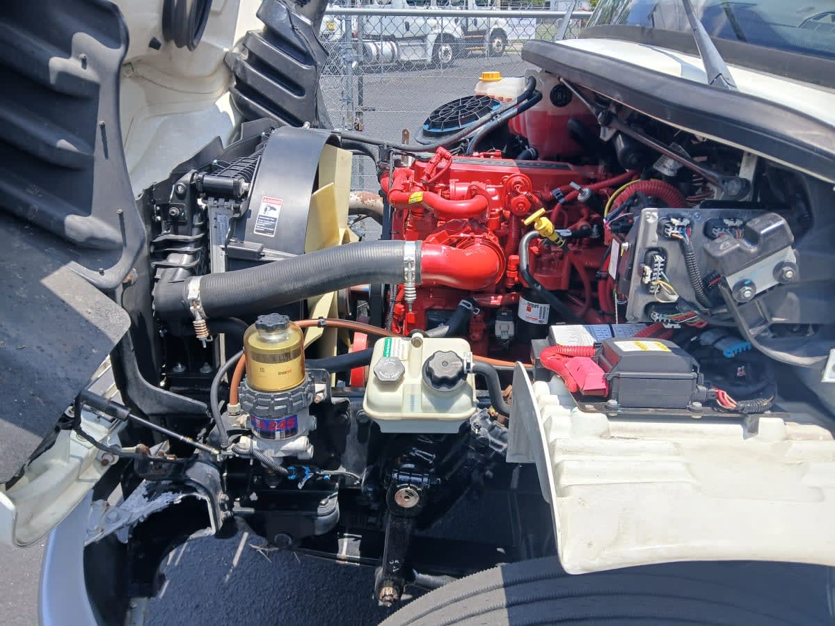 2021 Freightliner/Mercedes M2 106 232829