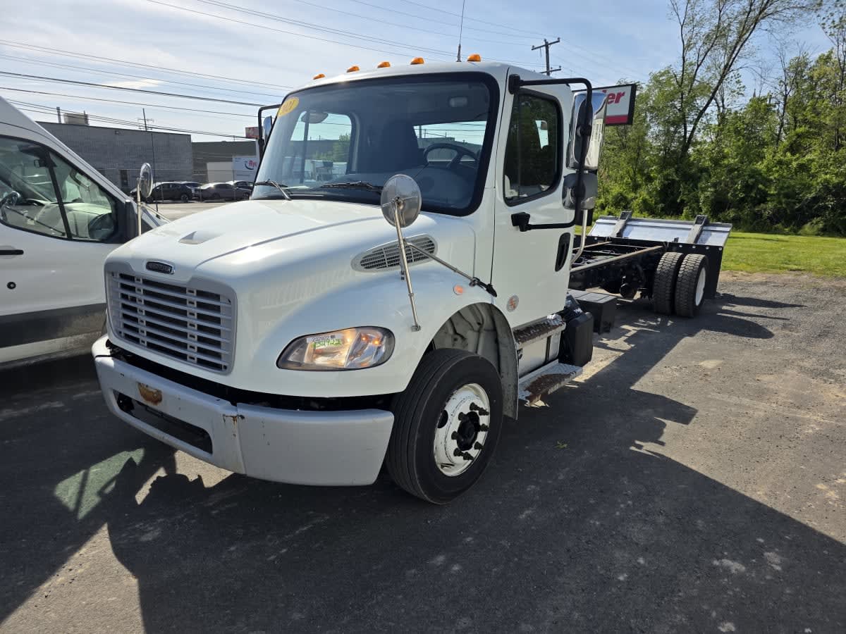 2021 Freightliner M2 106 in Bensalem, PA