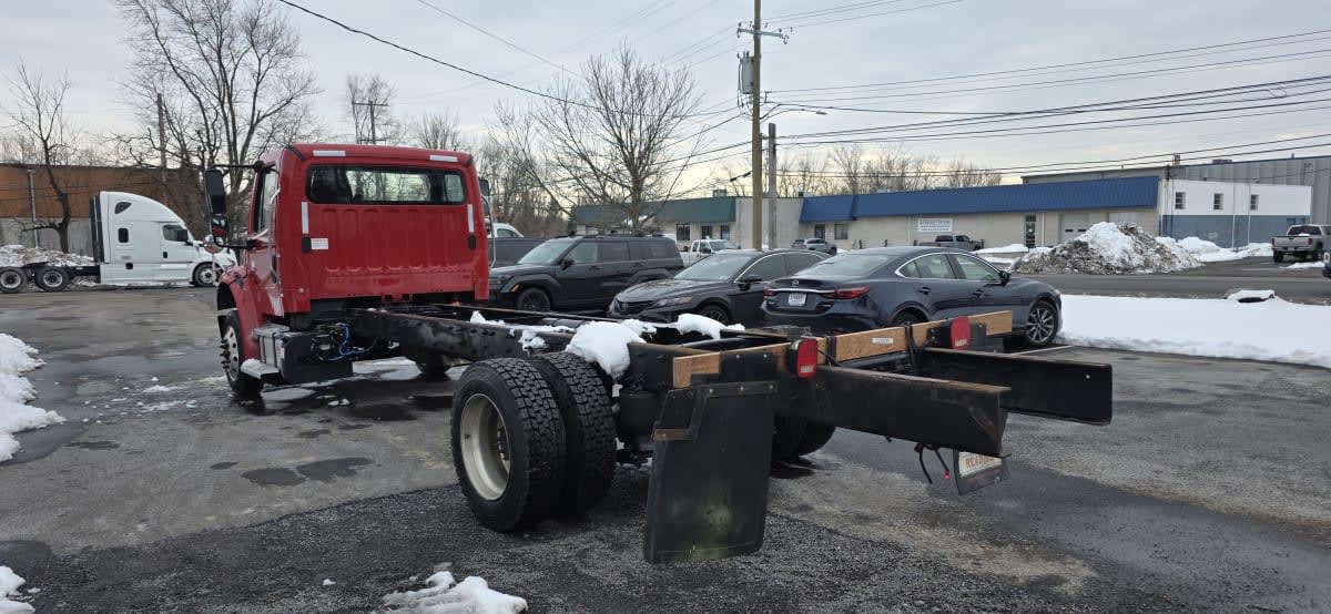 2020 Freightliner/Mercedes M2 106 232968