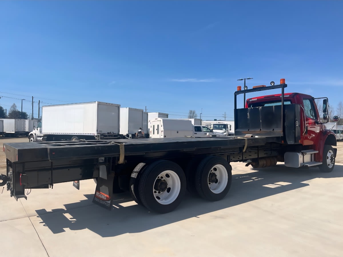 2020 Freightliner/Mercedes M2 106 233035