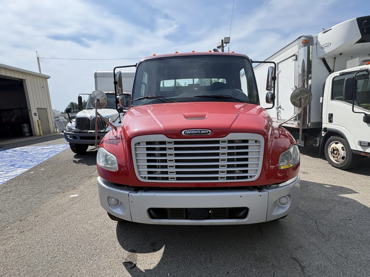 2020 Freightliner M2 106 in Ashland, VA — photo 2