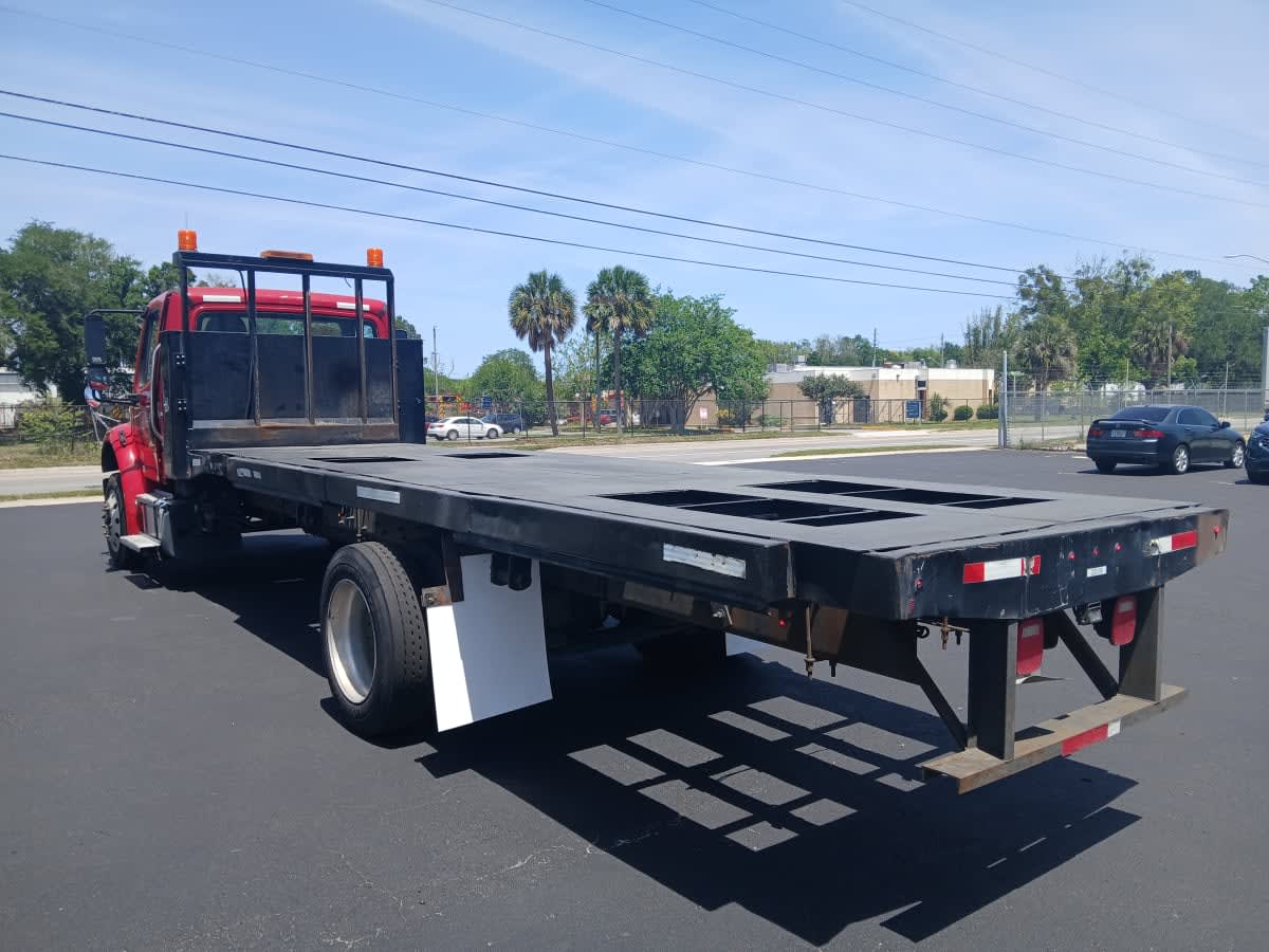 2020 Freightliner/Mercedes M2 106 233106