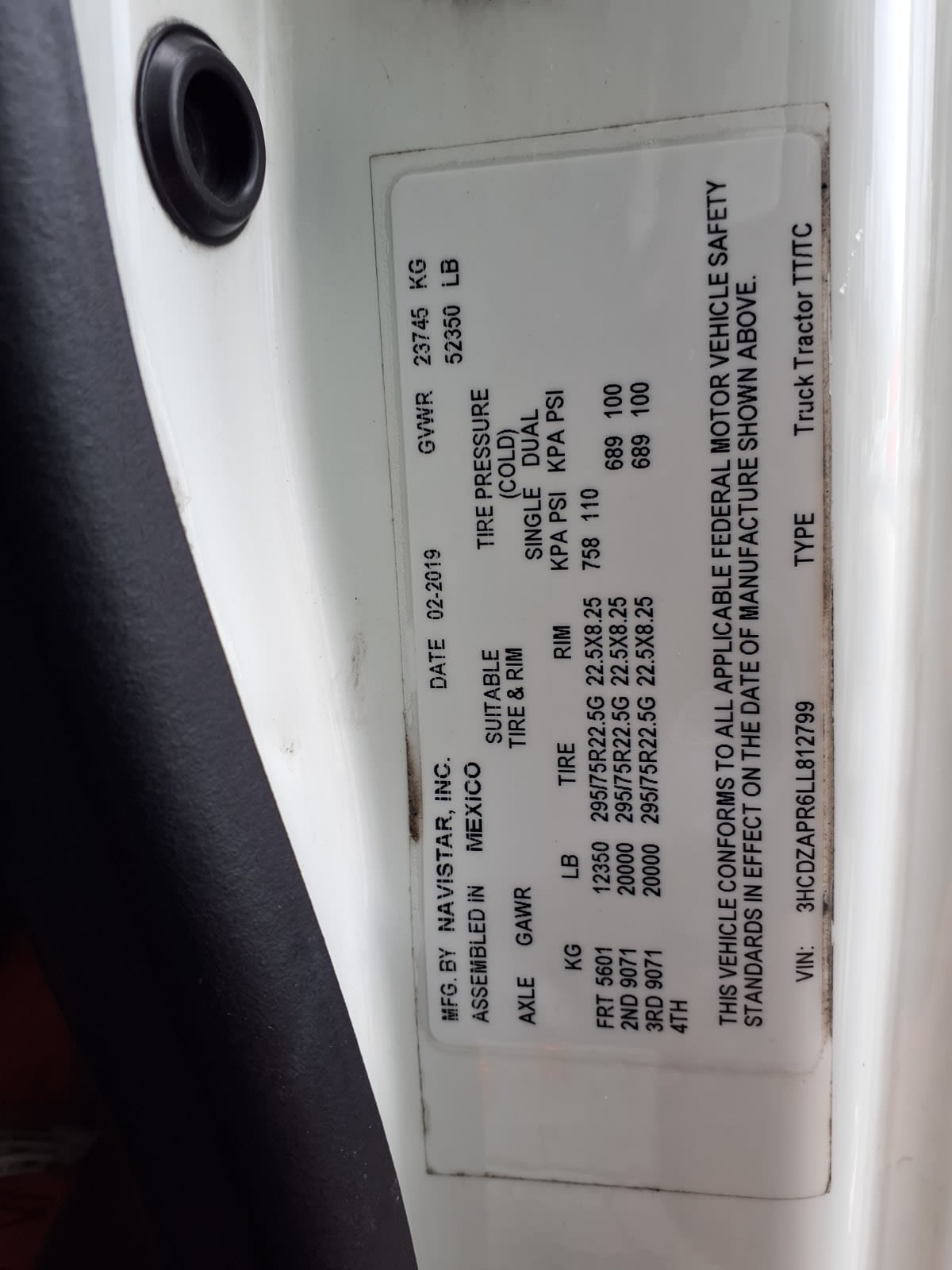 2020 Navistar International LT625 DAYCAB T/A 233141