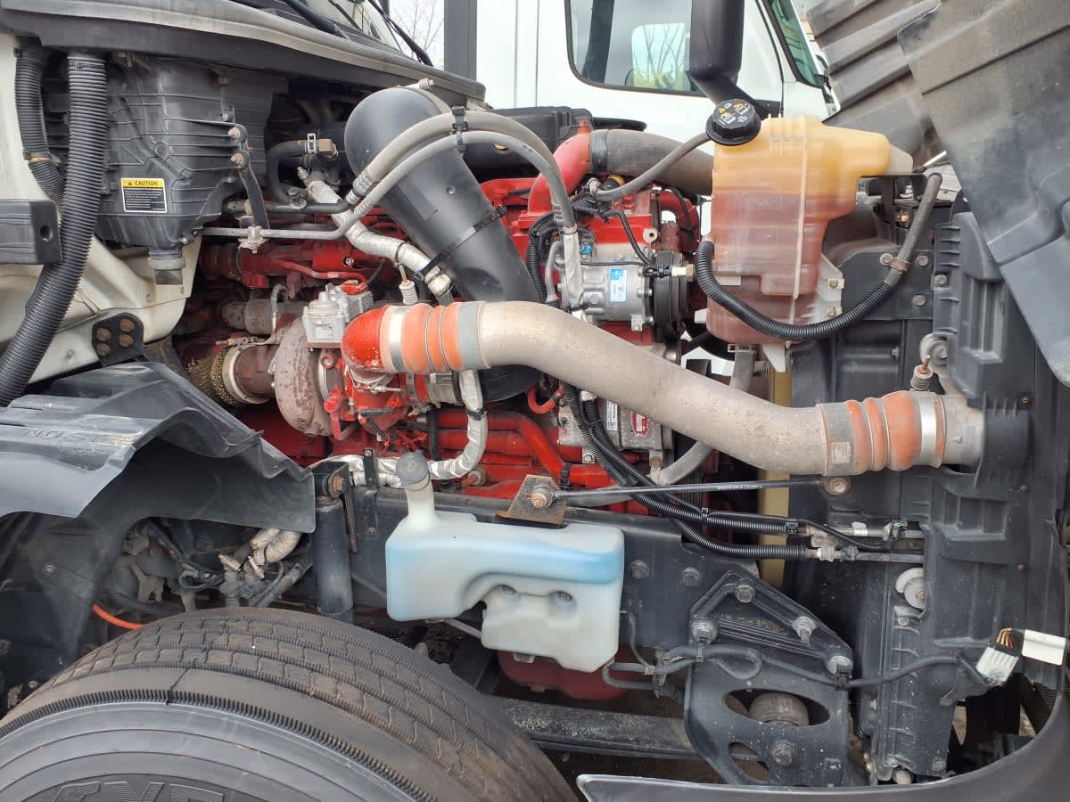 2020 International LT in Hilliard, OH — photo 8