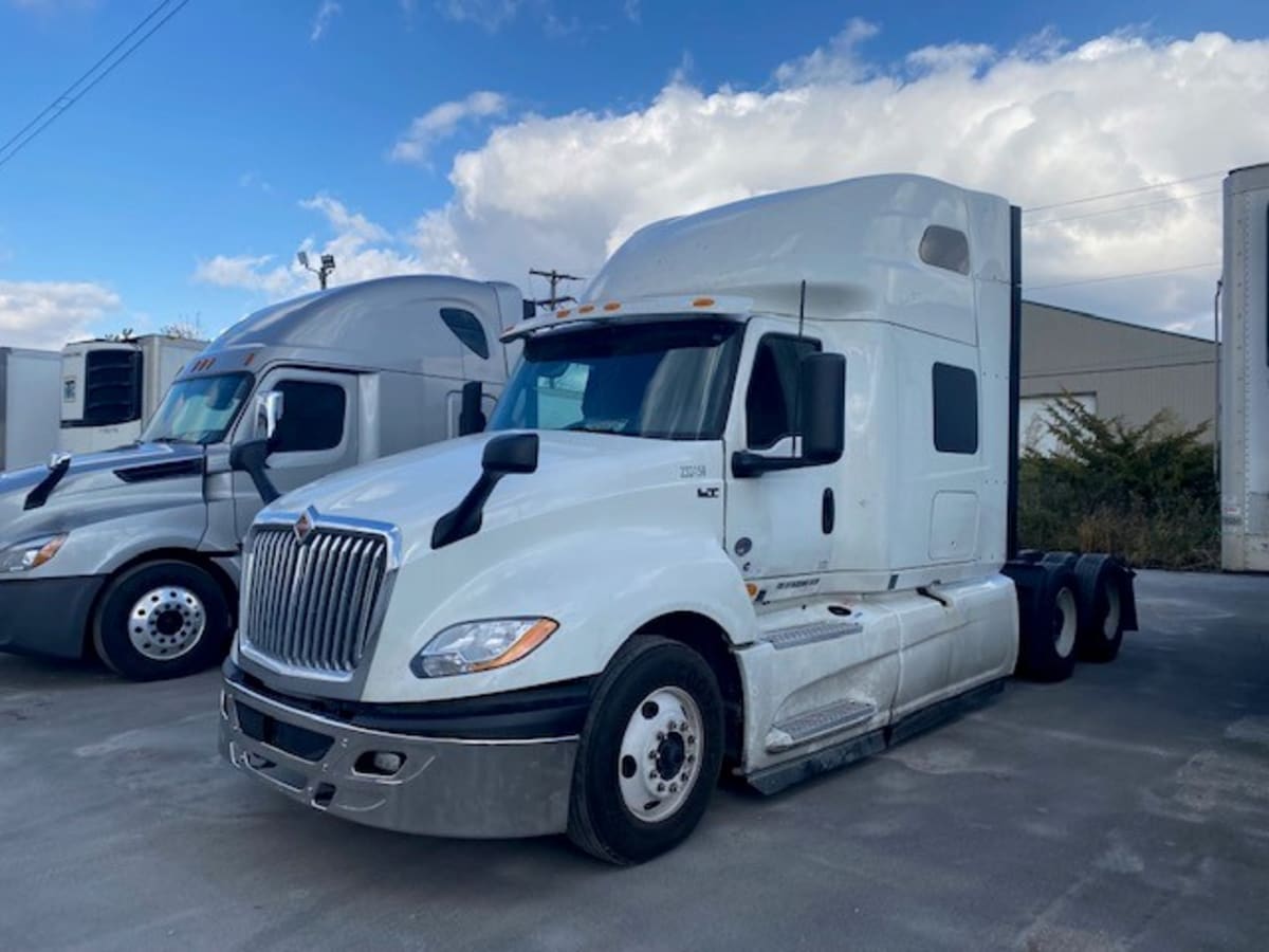 2020 Navistar International LT625 SLPR CAB 233158