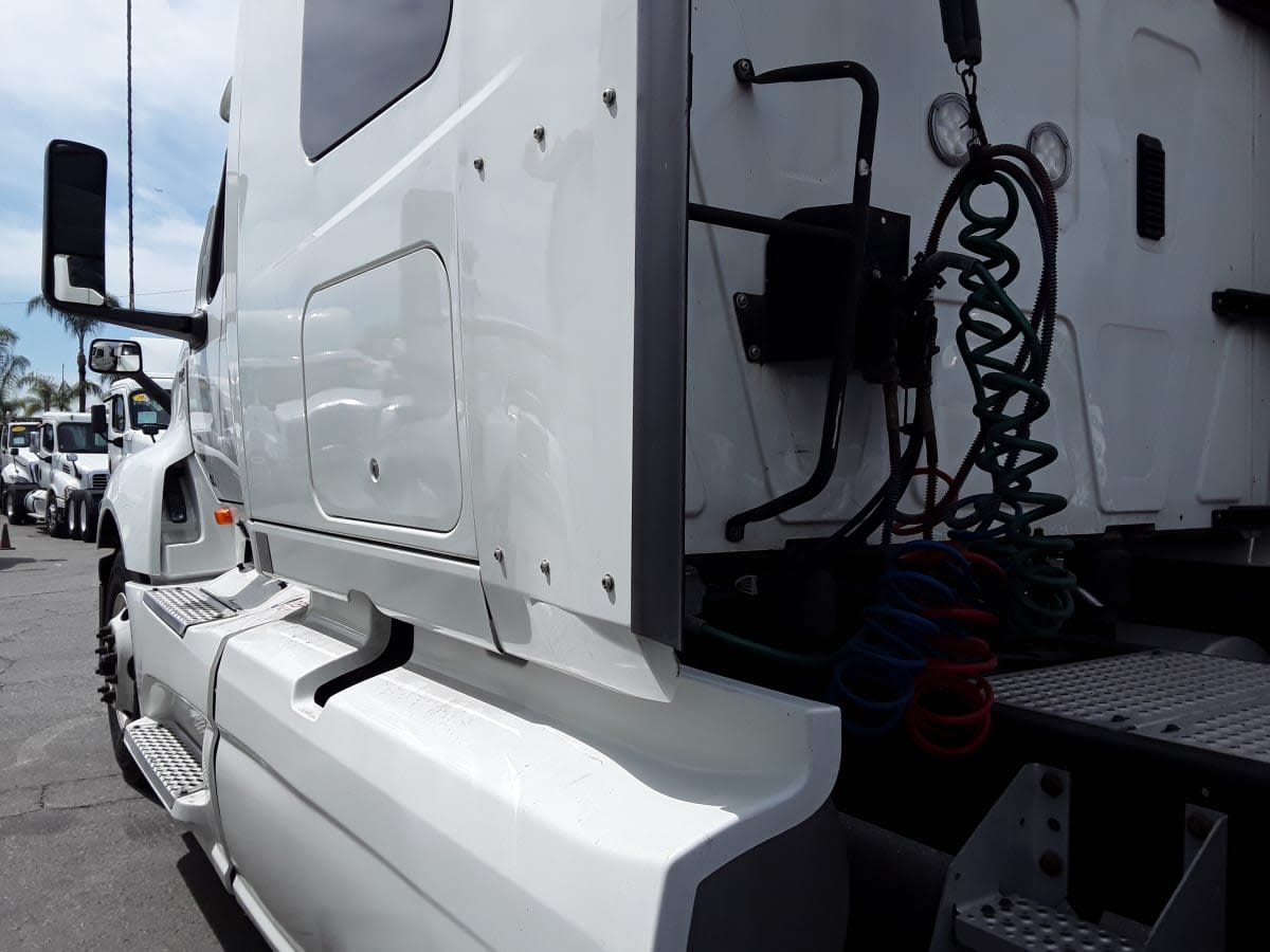 2020 International - image 11