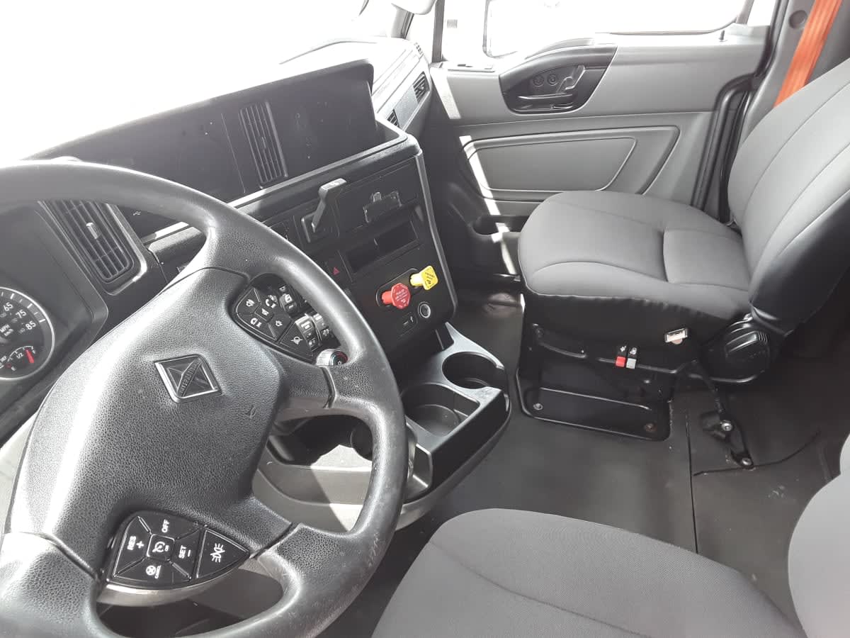 2020 International - image 7