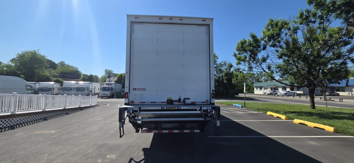 2020 Freightliner/Mercedes M2 106 233237