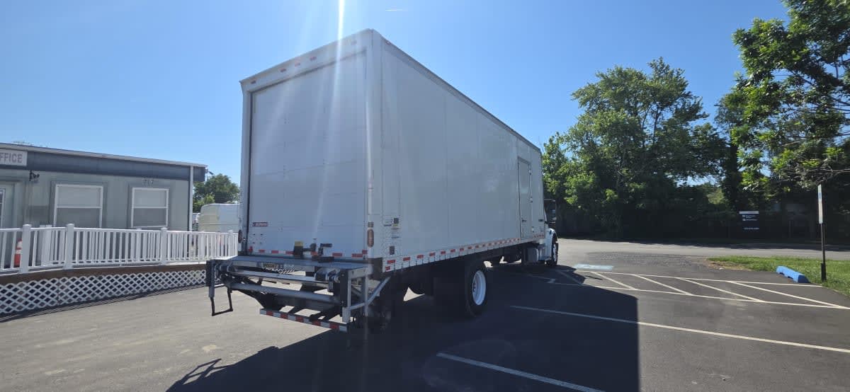2020 Freightliner/Mercedes M2 106 233237