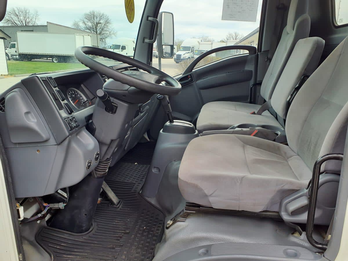 2019 Isuzu NPR HD 233388