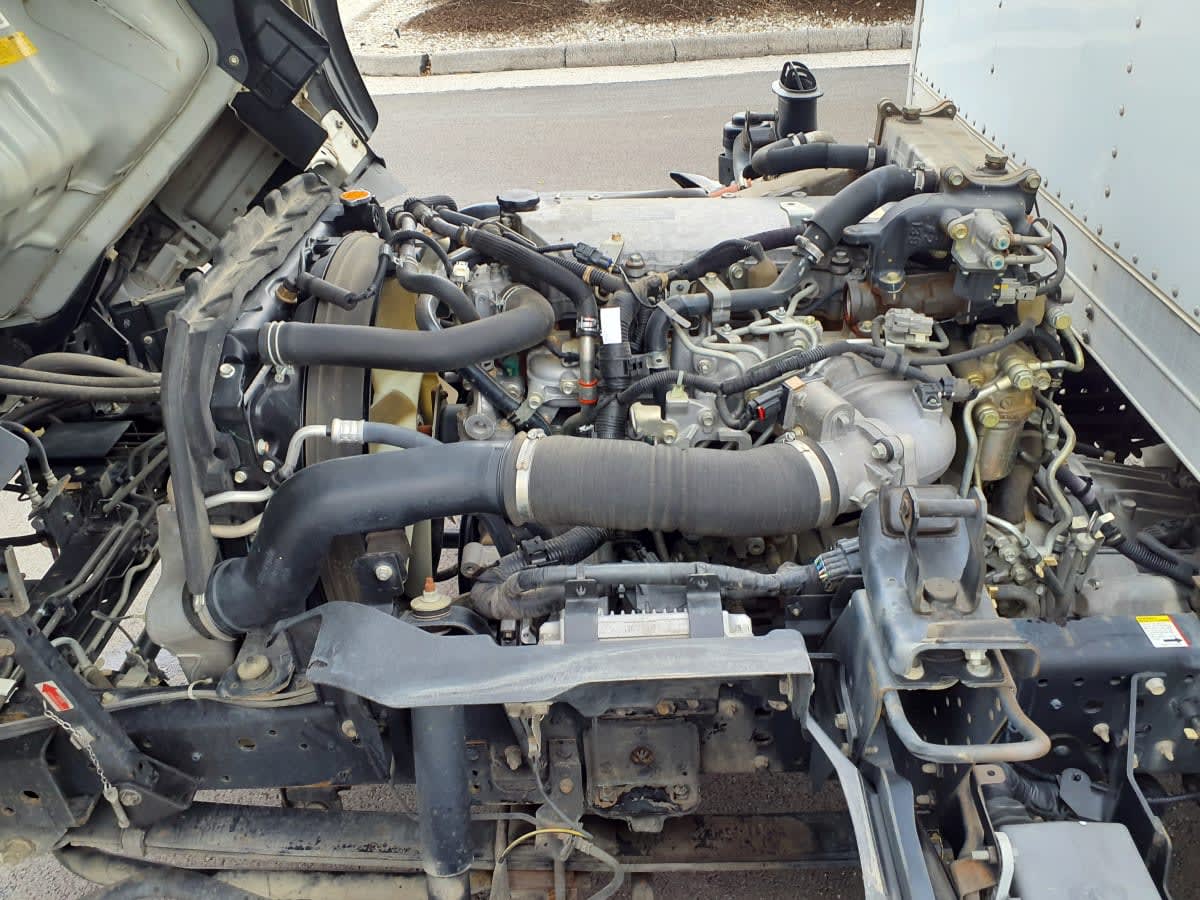 2019 Isuzu NPR HD 233388