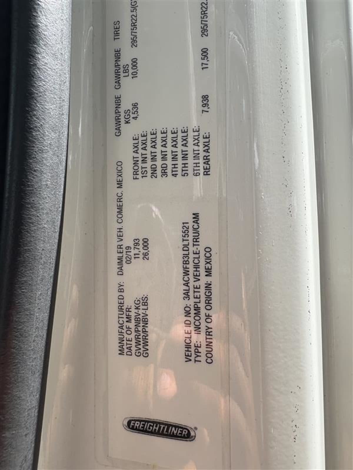 2020 Freightliner M2 106 233593