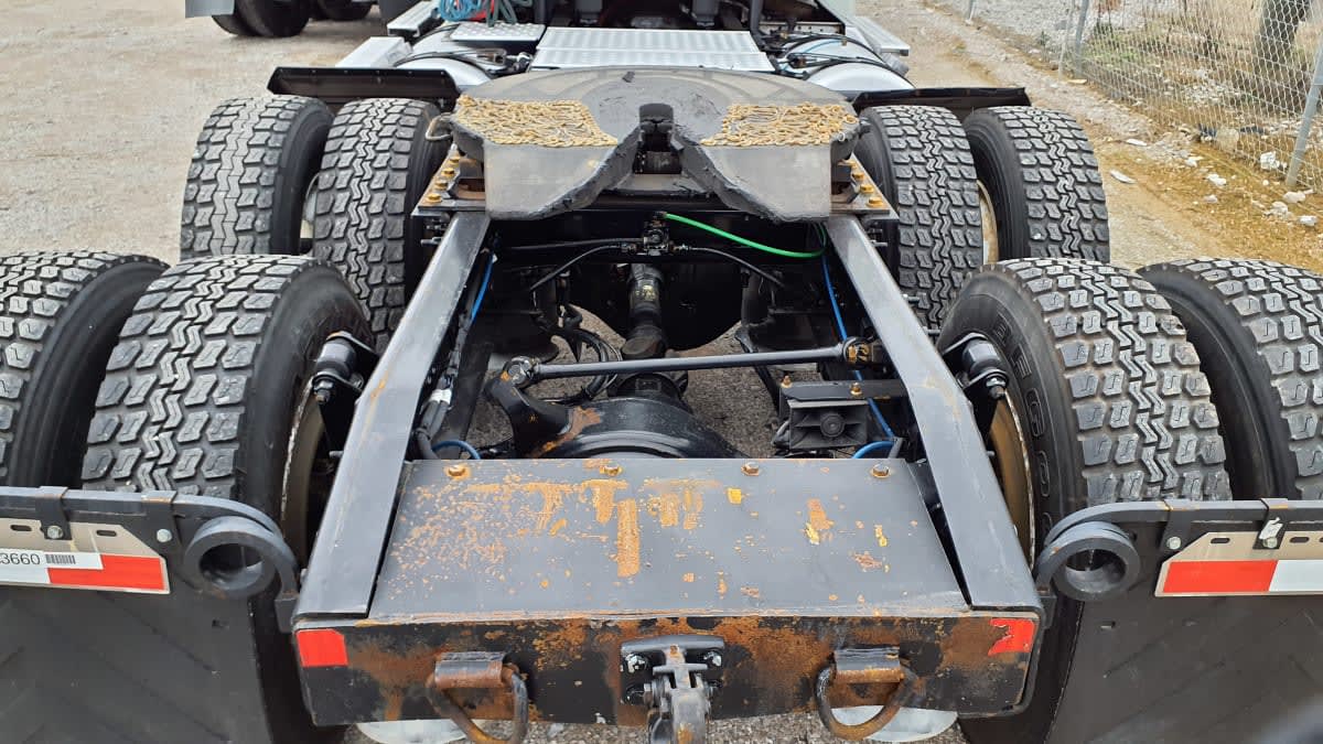 2020 Freightliner/Mercedes CASCADIA 125 233660